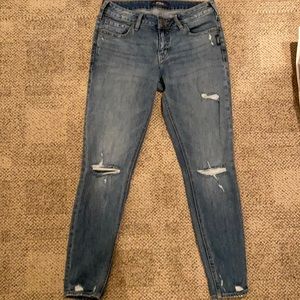 Silver brand size 28 x 29